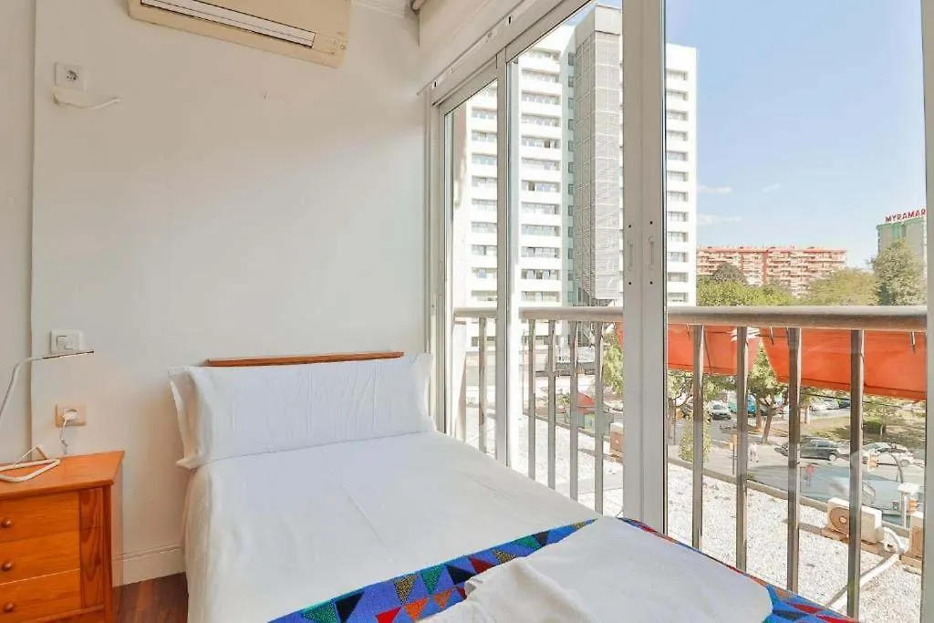 Big Apartment, Close To Train Station Malaga Apartment