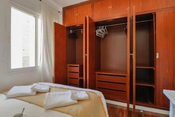 Big Apartment, Close To Train Station Malaga Spain