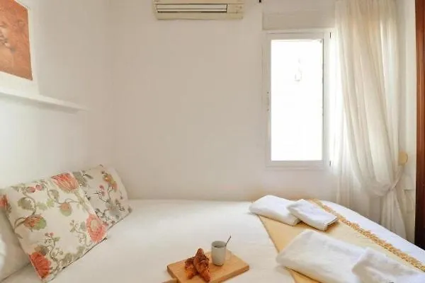 Big Apartment, Close To Train Station Malaga Apartment